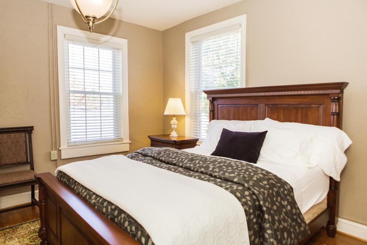 James Buchanan Hotel, Trademark Collection By Wyndham Mercersburg Esterno foto